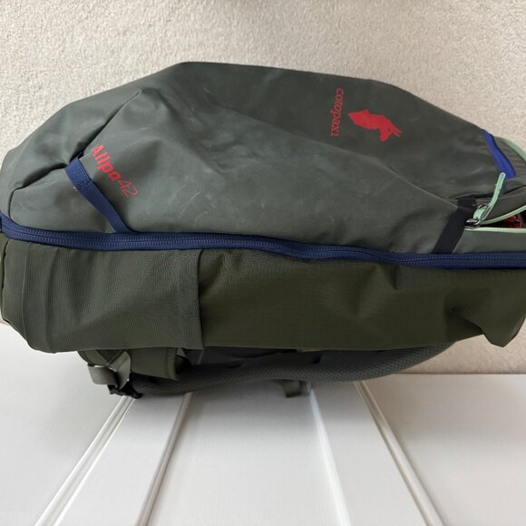 Cotopaxi 42L Travel Backpack Carry-on Luggage - Color=Woods - New -Never Used - Picture 6 of 10